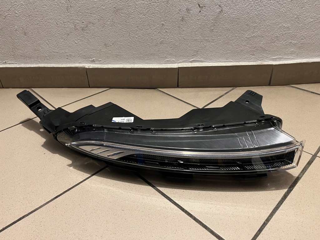 фото №2, Hyundai bayon full led лампа перед правая led drl