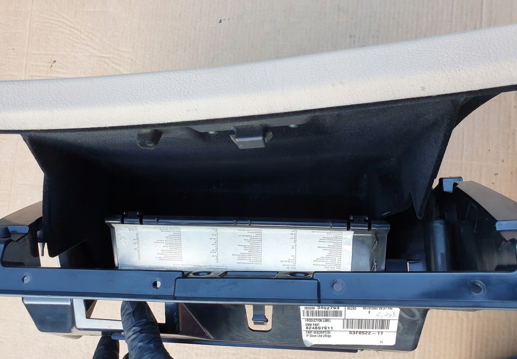 фото №7, Бардачок полка пассажира с панели bmw x5 e53 оригинальный номер europa 8408845