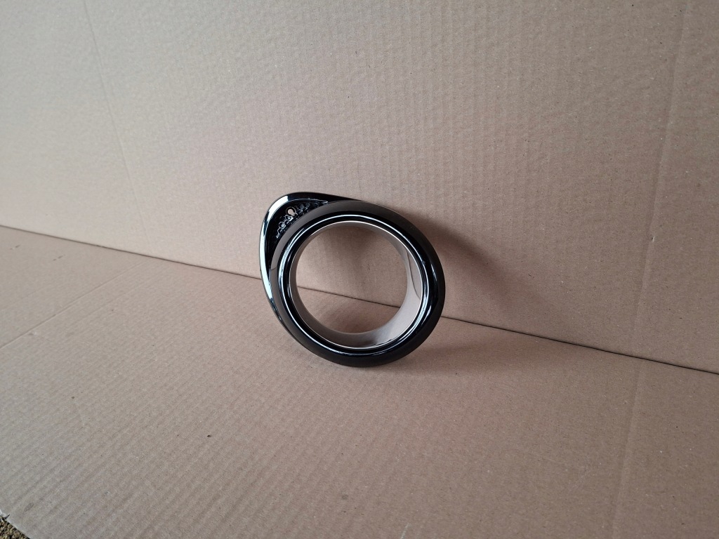 Решётка рамка противотуманной фары opel adam правая Доставка