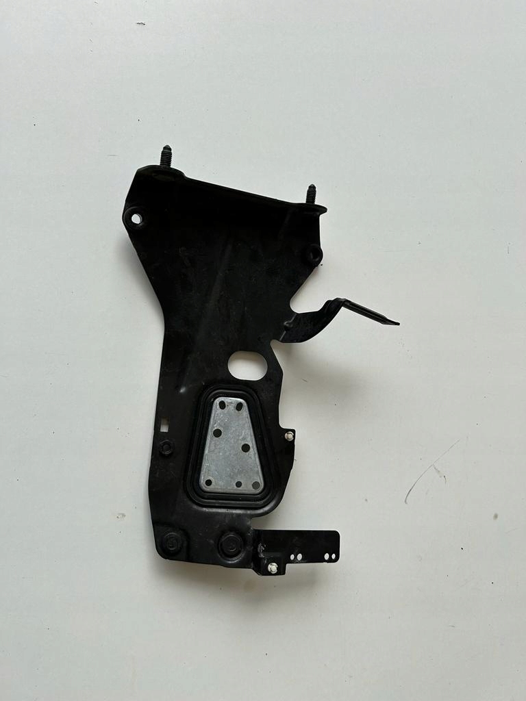 фото №1, Bmw g30 g31 g32 кронштейн кронштейн webasto 9321063