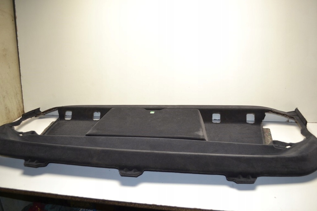 фото №12, Mercedes w124 sedan полка задняя задняя czarna