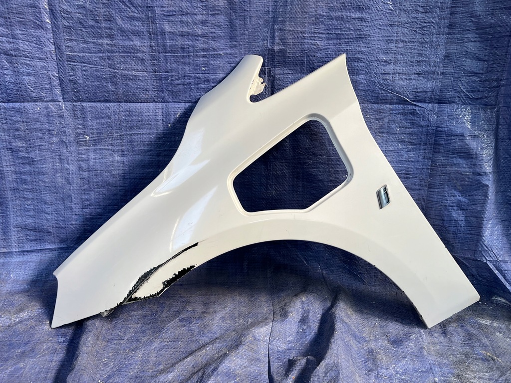 фото №1, Bmw f45 f46 hybrid левый передний крыло