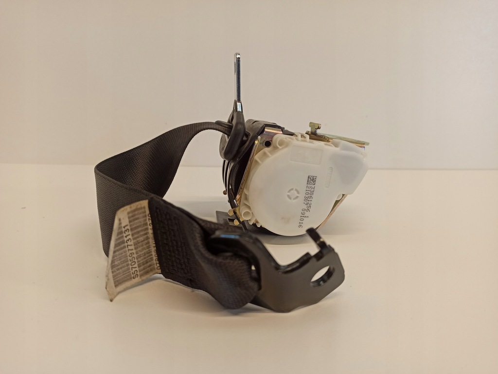 фото №1, Bmw e60 pas безопасности середина задняя 7059773