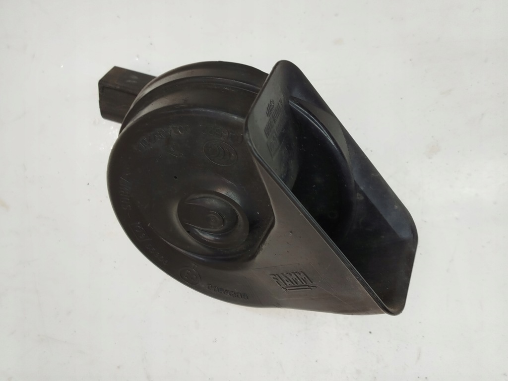 Купить Клаксон сигнал звуковой vw passat b8 5q0951223