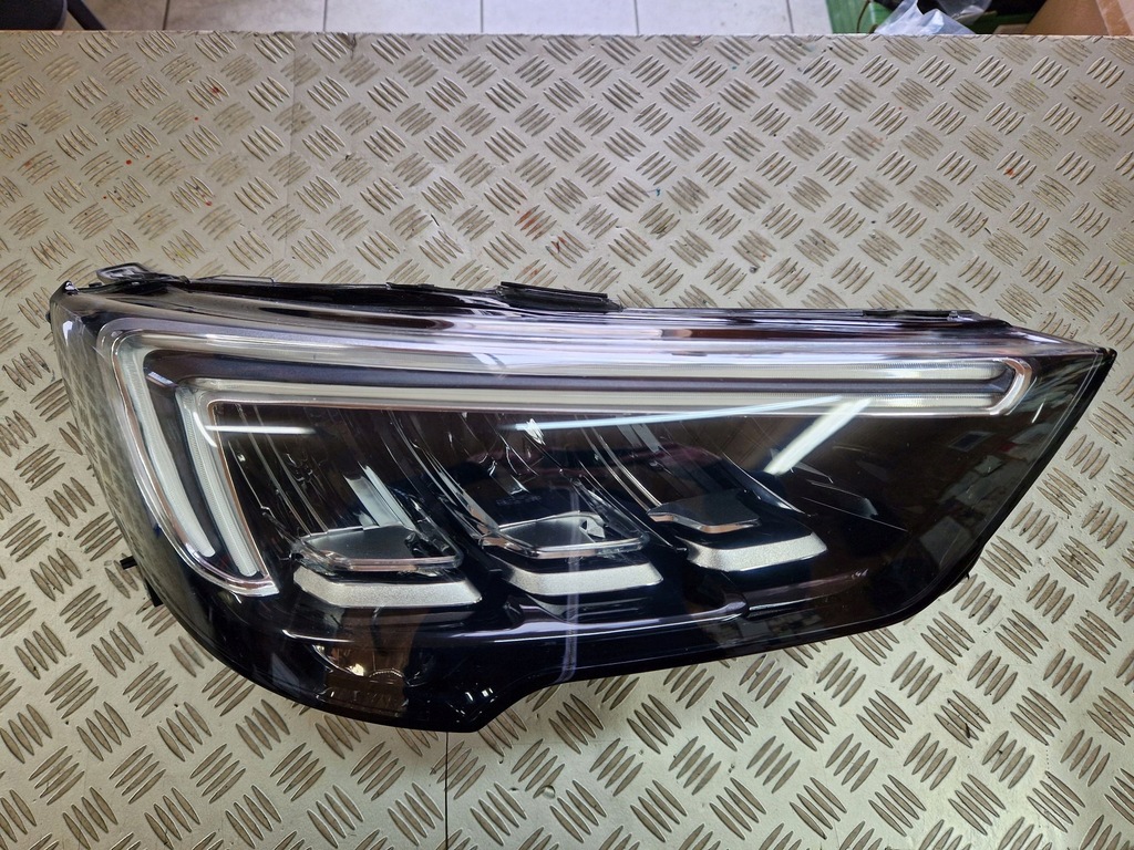 фото №1, Лампа передняя правая full led opel crossland x lift 2020r-