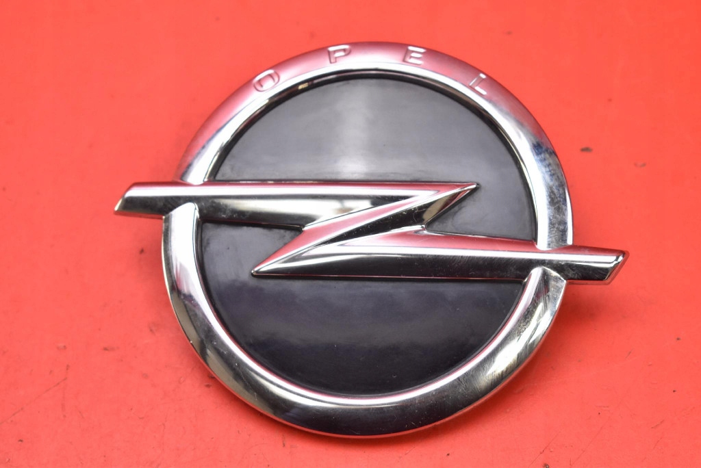 Ручка кнопка кришки задні задня opel insignia b седан 17-20 Ціна