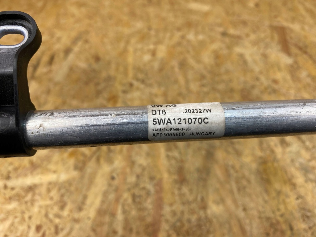 фото №12, Патрубок труба шланг води audi a3 rs3 rsq3 q3 83a 5wa121070c 5wa122101ad