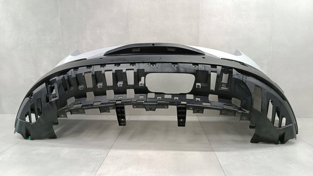 фото №7, Бампер задняя задний polestar 4 iv 23-