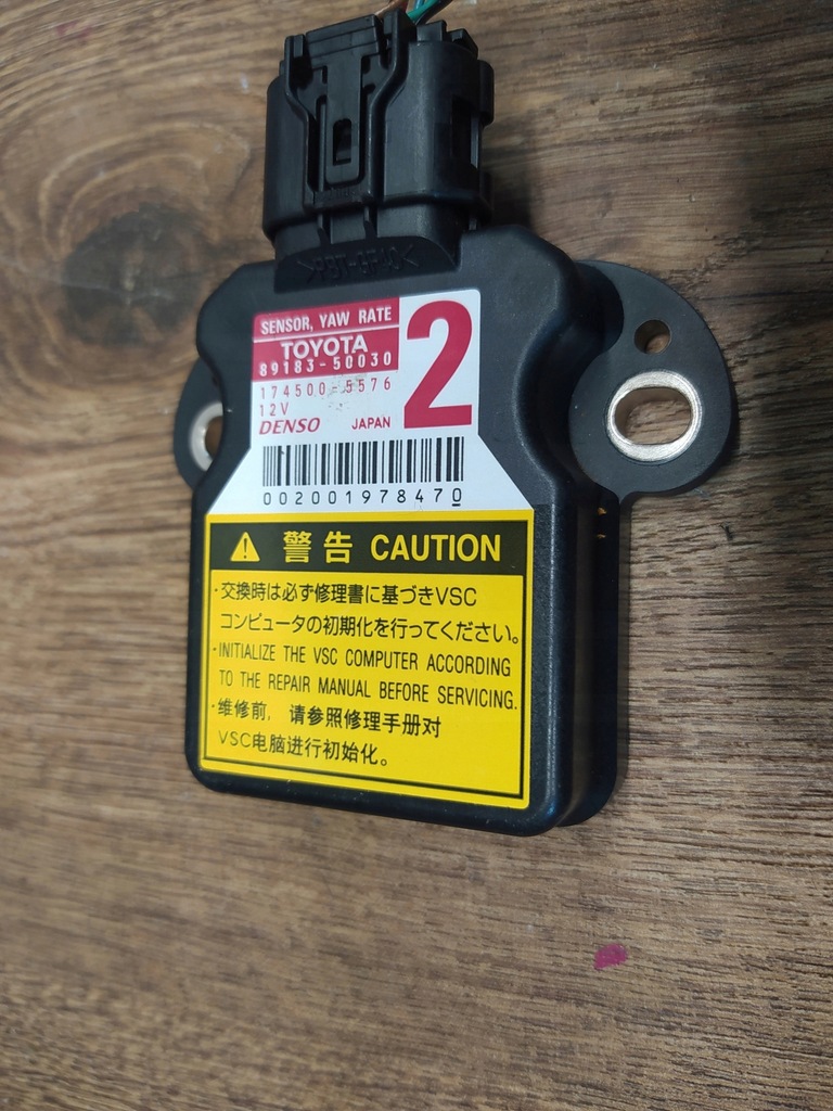 фото №1, Lexus is300h датчик модуль 89183-50030