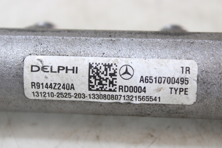 фото №4, Молдинг впрыскная infiniti q50 2.2d