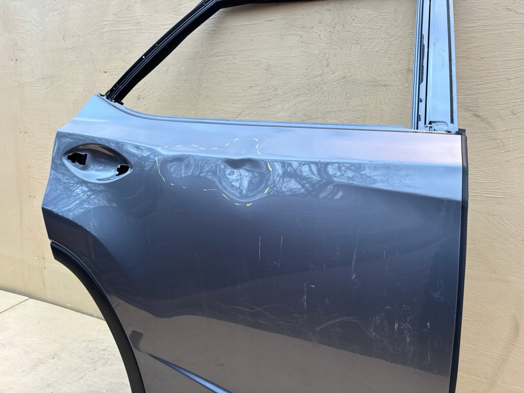 Lexus rx iv 4 15-22r дверь правое  задняя правый  задняя с Разборки