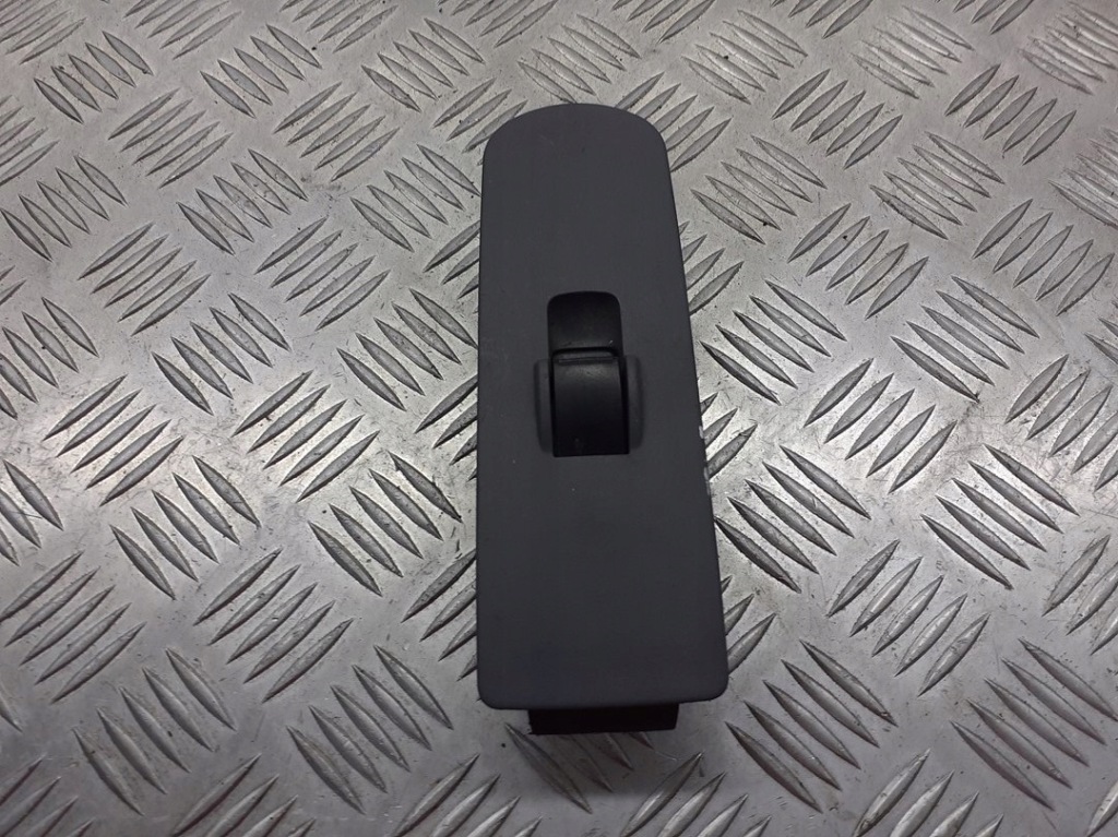 фото №1, Панель стекло правый перед colt vi mr587944