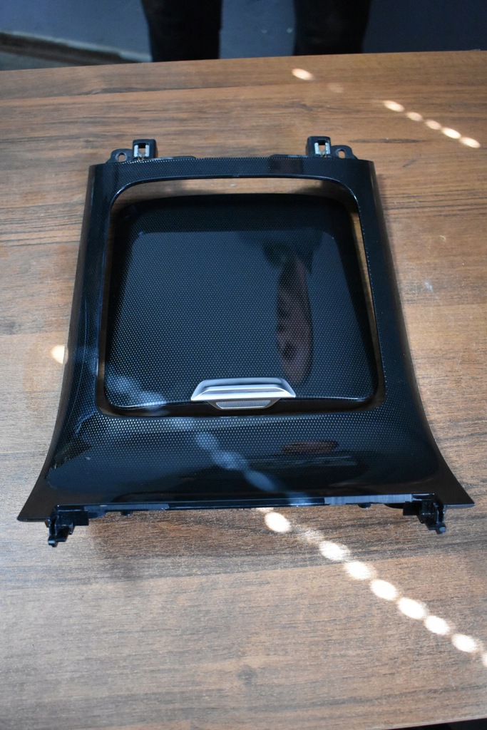 фото №1, Idealna рамка защита декор mercedes w223 1