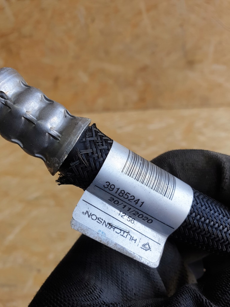 фото №4, Opel corsa f шланг кондиционера 39185241