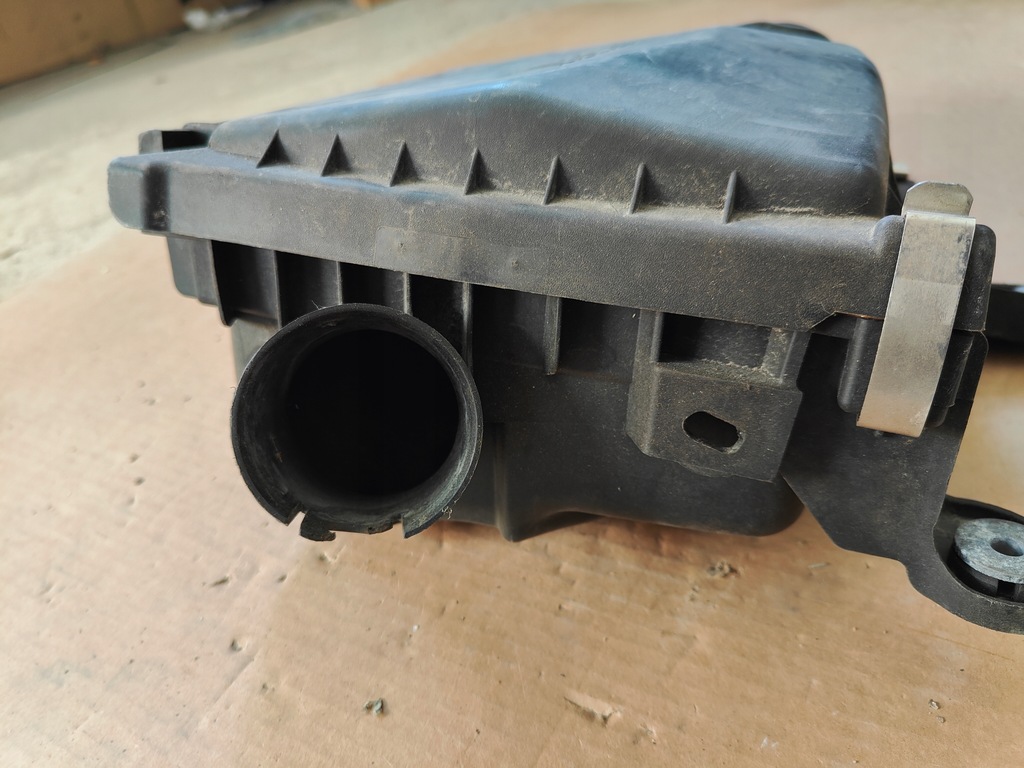 фото №13, Корпус фильтра воздуха note e12 1.5 dci 13 165003vd0a