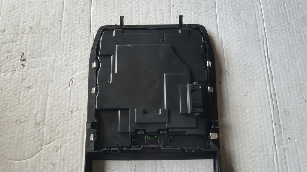 фото №10, Лампа стельовий салонна skoda octavia iv 5e3959561h демонтаж