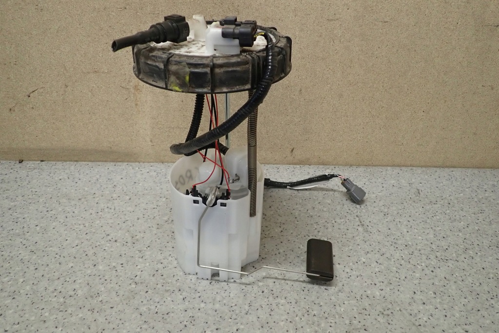 фото №5, Suzuki sx4 s-cross 1.6i 13-16 насос топлива