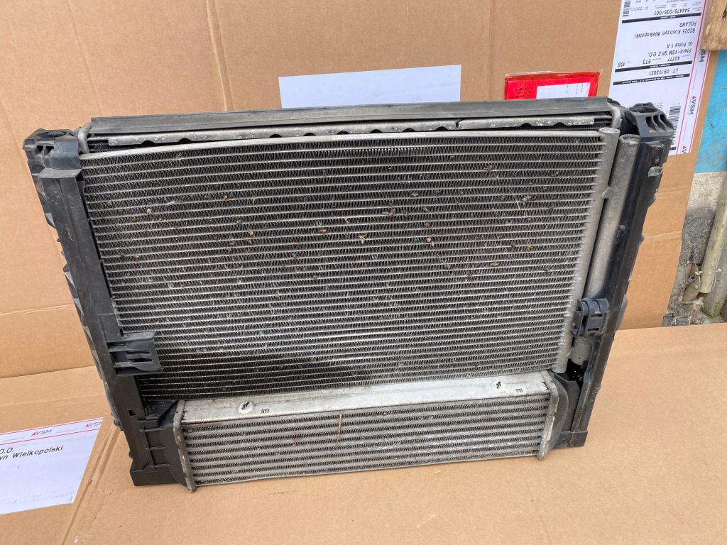 фото №1, Радіатор комплект bmw z4 e89 механічна коробка передач n20