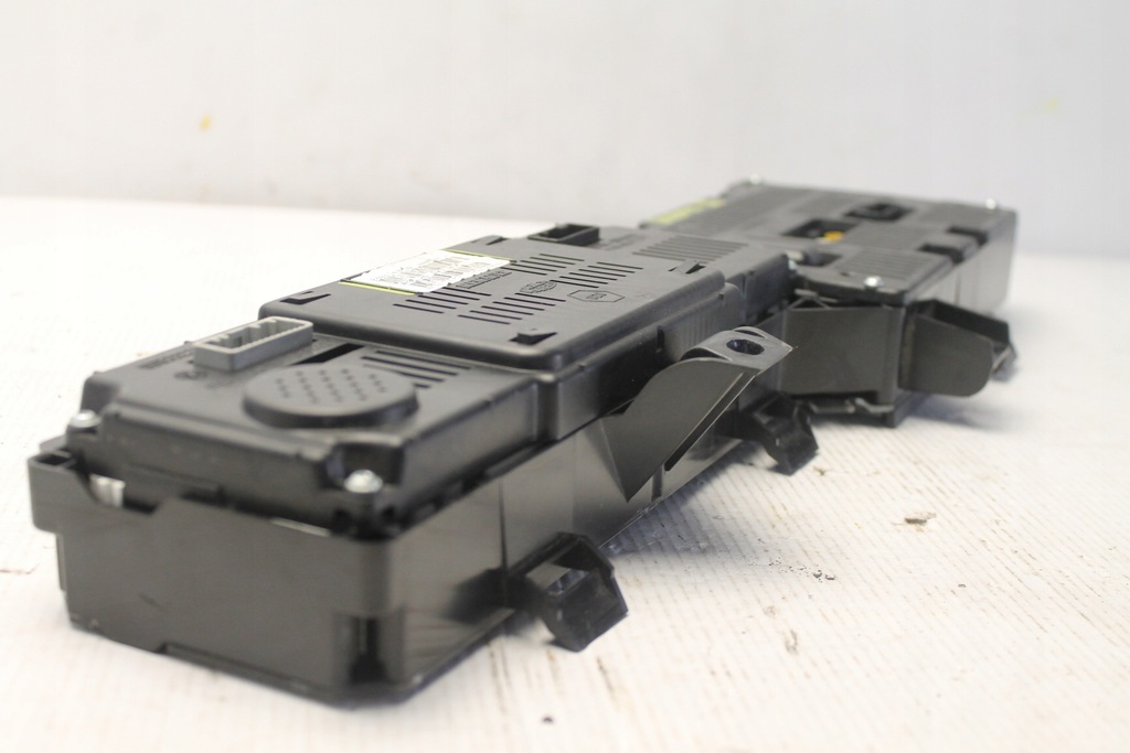 фото №11, Renault scenic iii 09r- дисплей навигации счетчик anglik