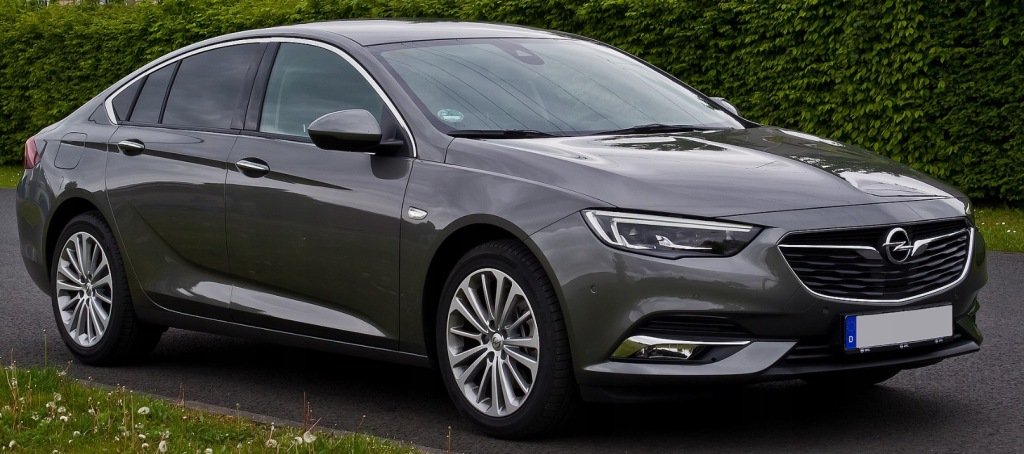 Правая четверть обшивка порог лонжерон стойка  opel insignia b 2 2 2017- Цена