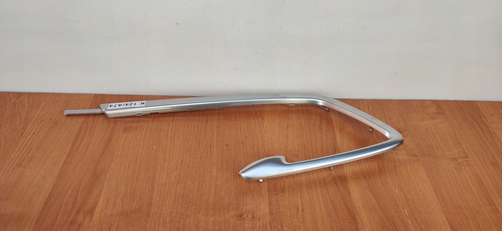 фото №1, Volvo xc60 правая молдинг дверь перед хром рамка