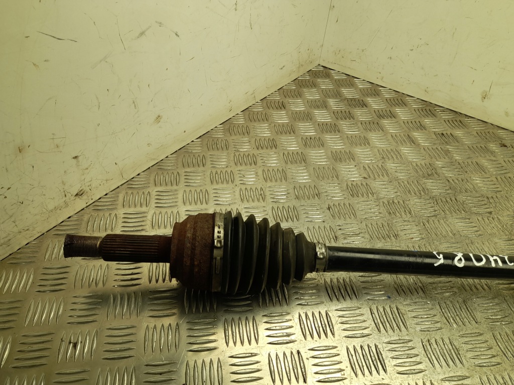 Tesla model s рестайлинг  приводной вал передняя правая перед 1030616-00-a Цена