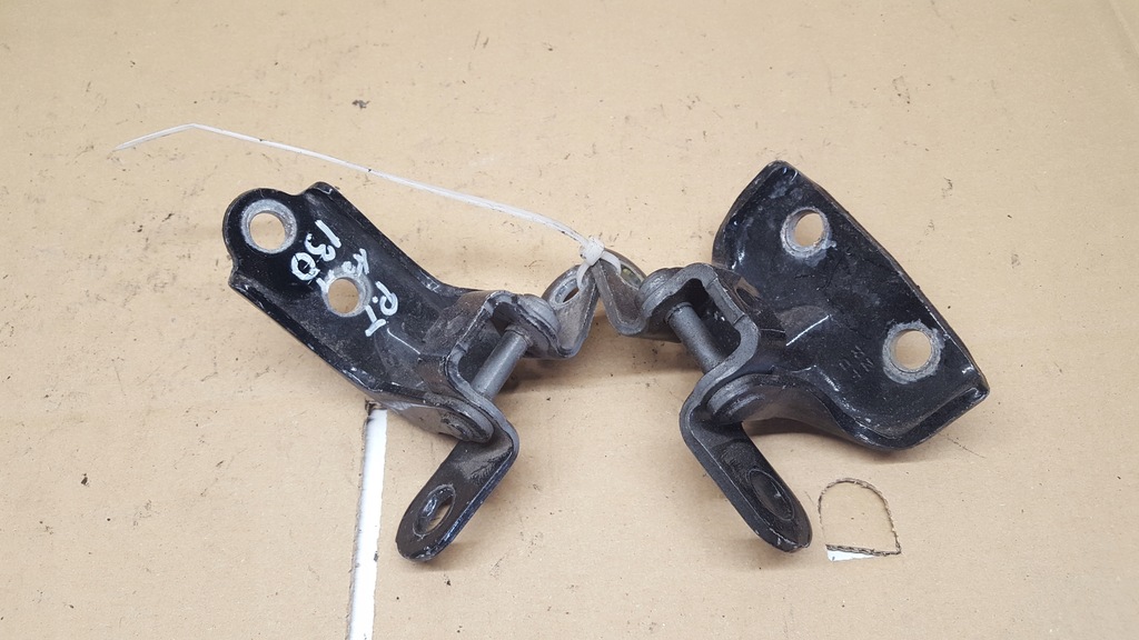 фото №1, Hyundai i30 ii 12-16r kombi петли дверь правое задняя комплект