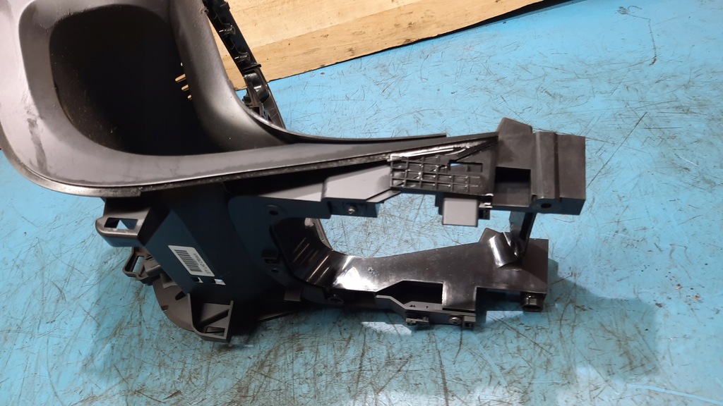 фото №9, Рамка тунель середнього volvo v60 s60 10-18r