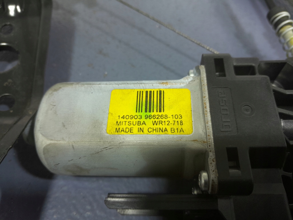 фото №5, Volvo v40 ii підйомник моторчик скло двері перед лівий