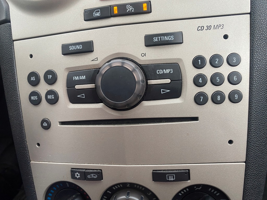 фото №3, Opel corsa d 06-11 радио cd оригинальные mp3