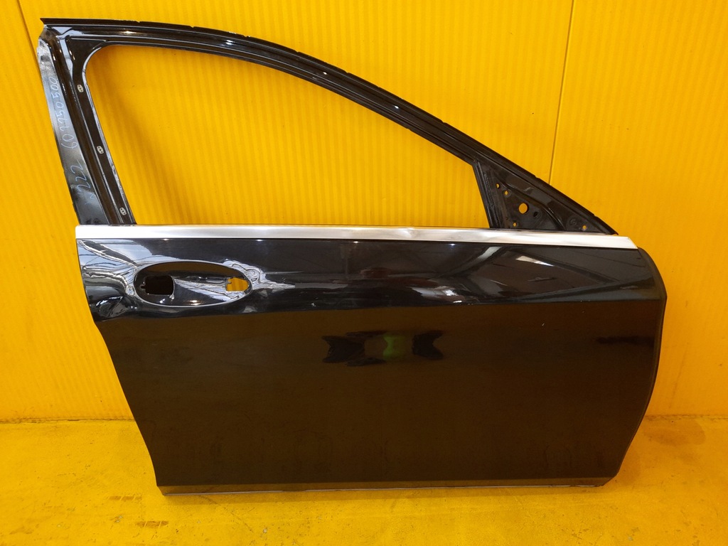 фото №1, Mercedes w222 дверь перед правое