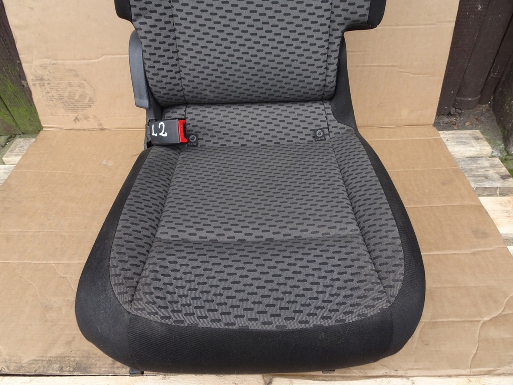 фото №6, Skoda roomster сиденье левый задняя