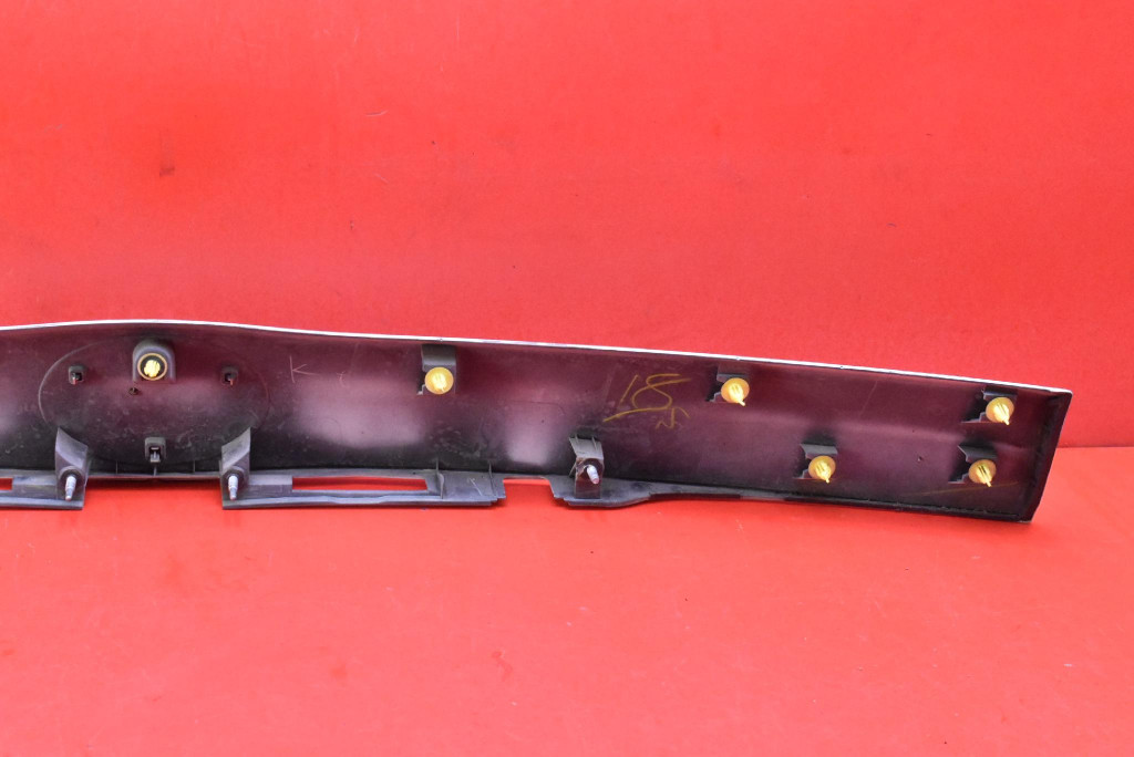 Накладка задній задня 070 76801-47070 toyota prius 3 xw30 09-11 Доставка