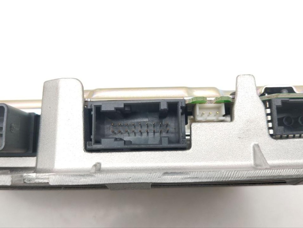 фото №5, Porsche panamera 971 2018 усилители