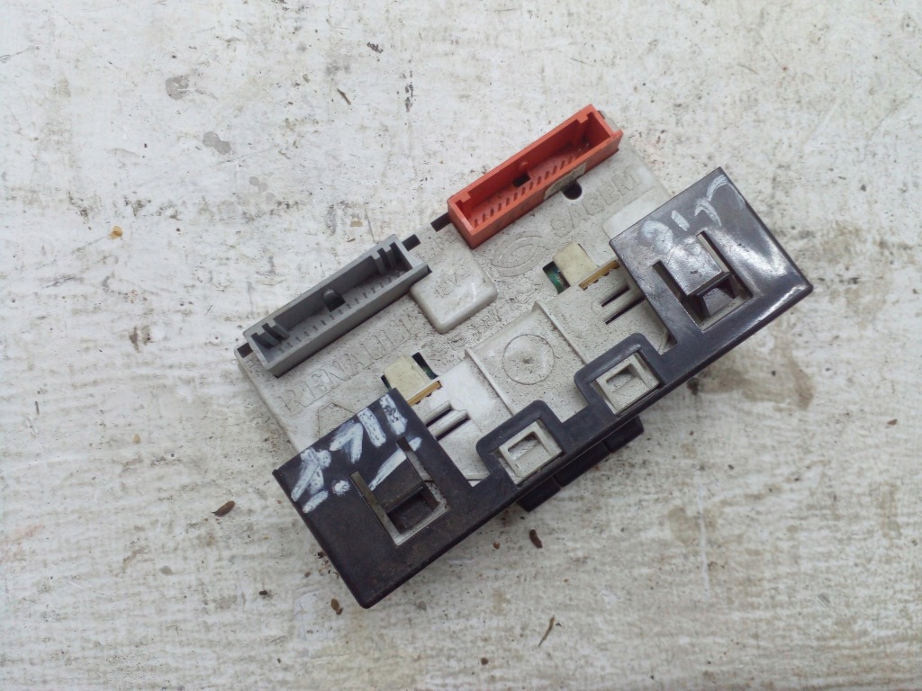 фото №2, Дисплей экран renault scenic i p8200028364a