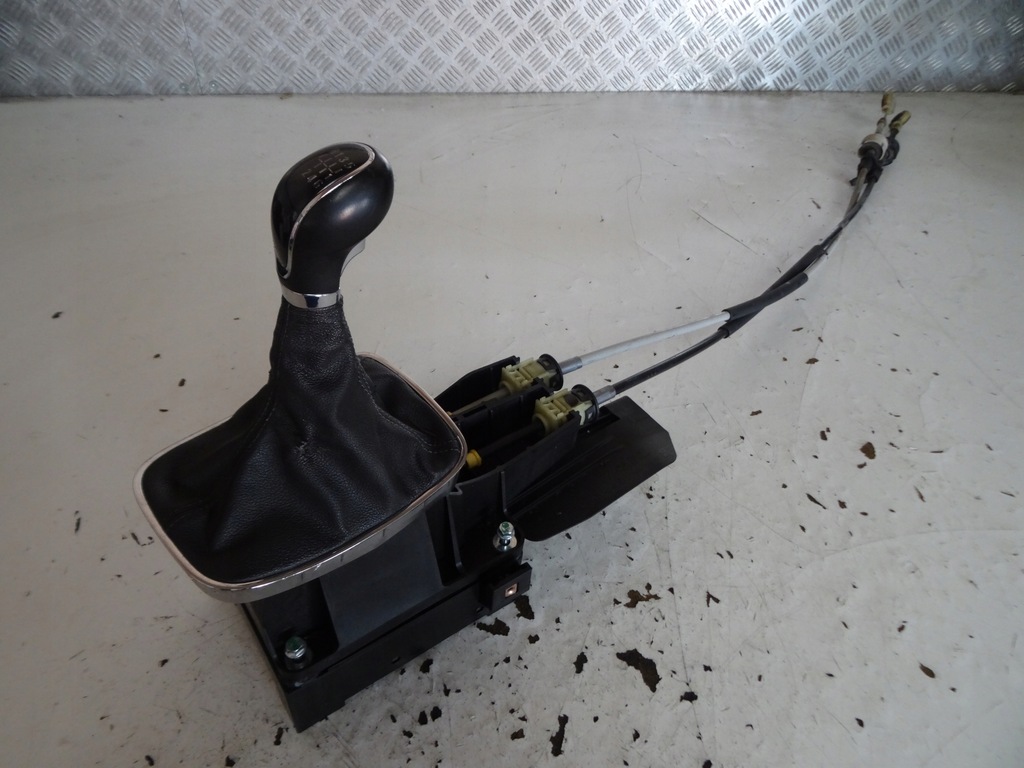 фото №1, Домкрат переключения передач 13261545 opel insignia