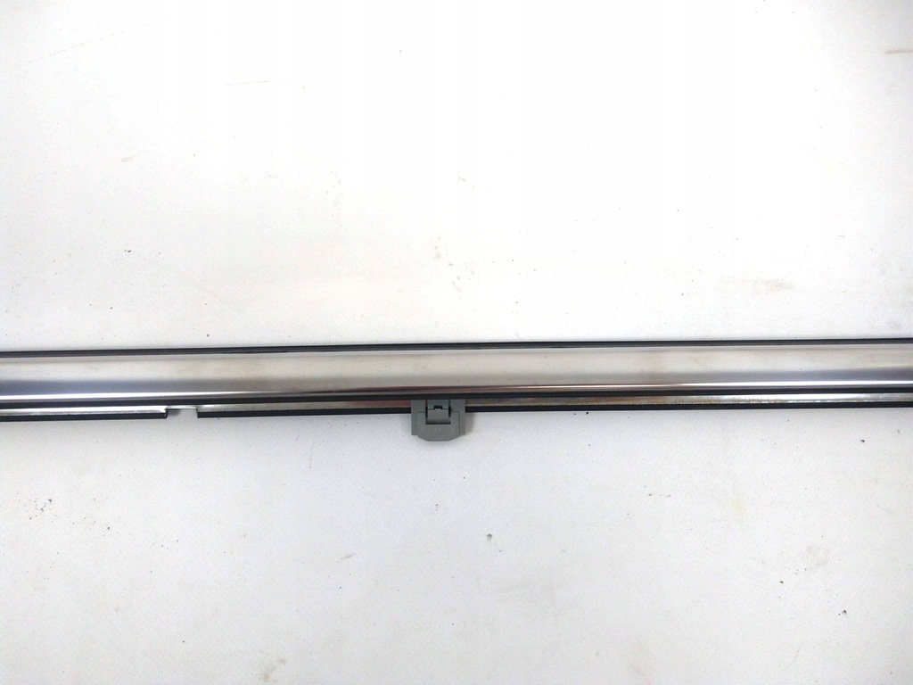 фото №4, Gmc yukon escalade tahoe 2015-20 молдинг прокладка zbierak правий задня