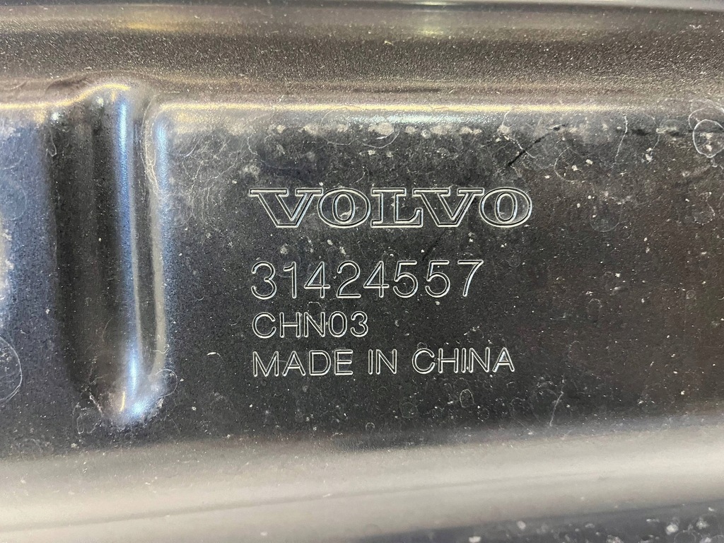 фото №14, Volvo xc60 капот крышка двигателя 18 -