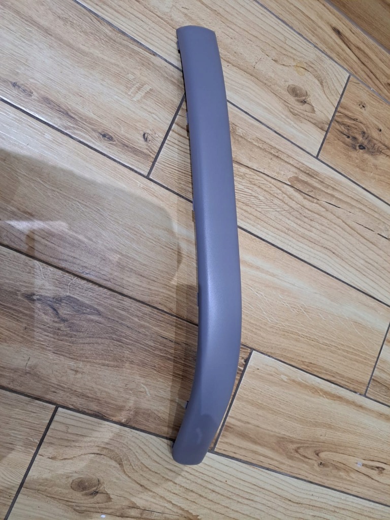 фото №1, Правая передняя молдинг бампера peugeot 106