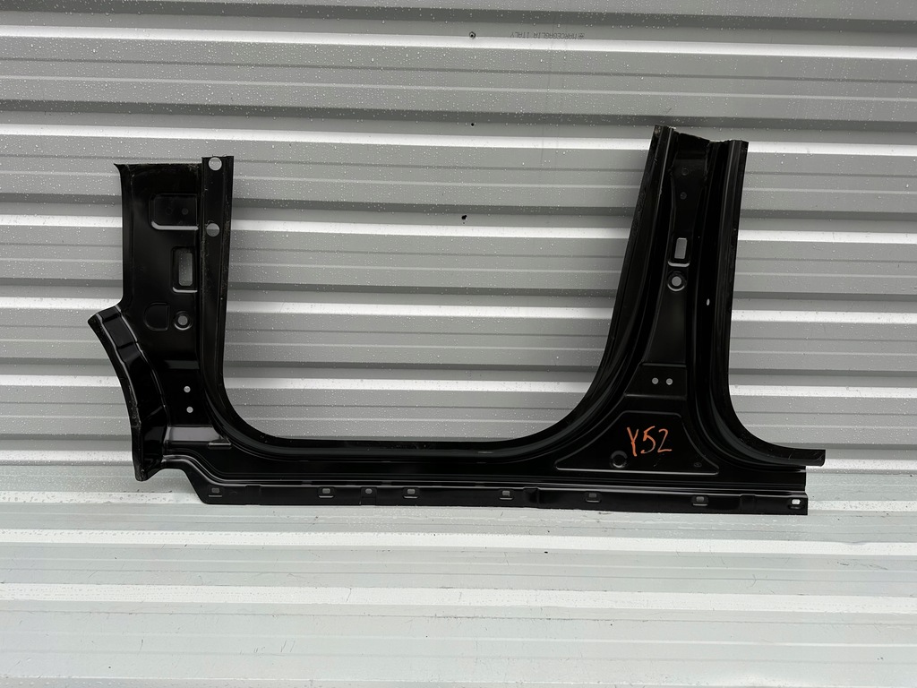 фото №9, Hyundai i20 ii 2 14-20r поріг блок двигуна правий