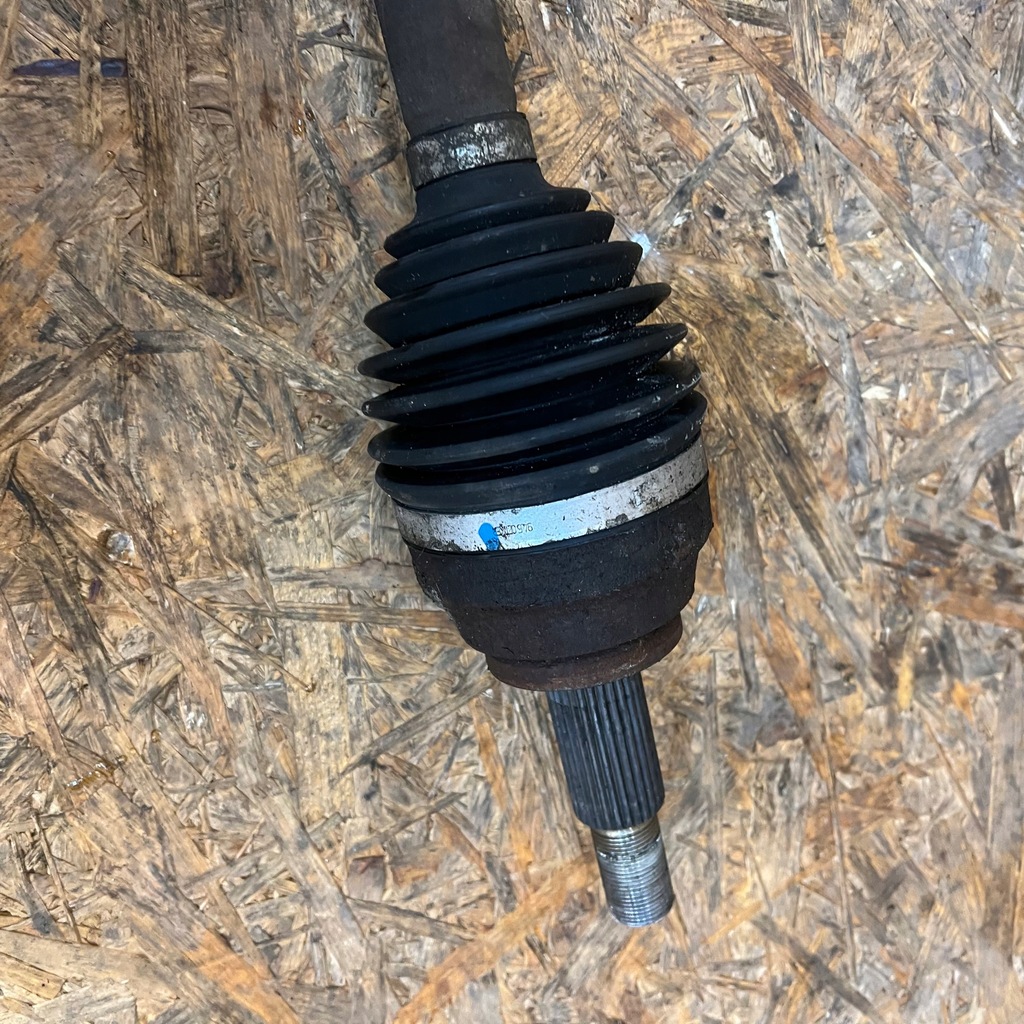 фото №2, Приводной вал правая длинная renault megane iv lift 391000490r 1.3 tce