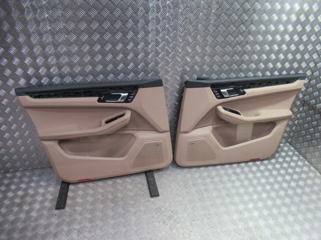 фото №7, Porsche macan 95b обивка сиденья обшивки салон заднее сиденье кожа mojavebeige