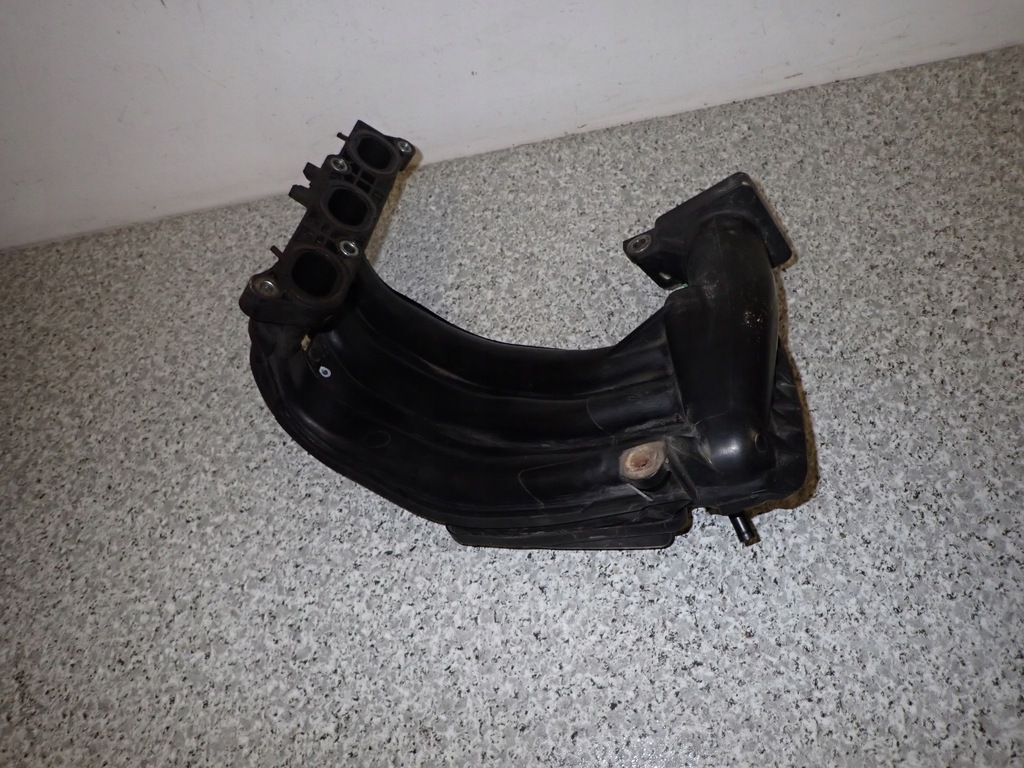 фото №7, Nissan micra k13 1.2i 10- коллектор всасывающий