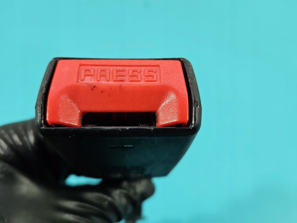 Ремень безопасности перед правая  пассажира renault clio 3 34049829b Киев