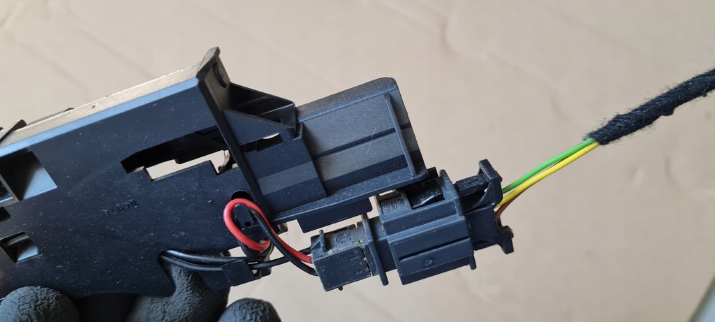 фото №8, Sq5 8r q5 lift датчик закривання кришки 4l0959121 q7