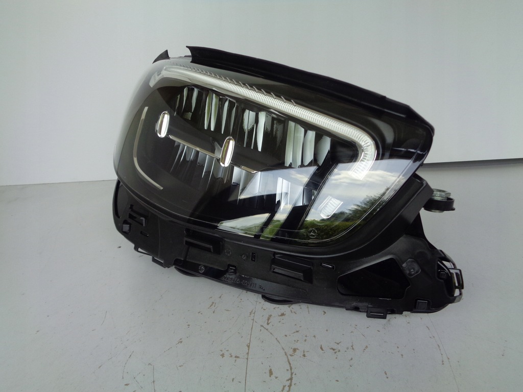 фото №1, Лампа правая mercedes e-klasa w213 lift full led