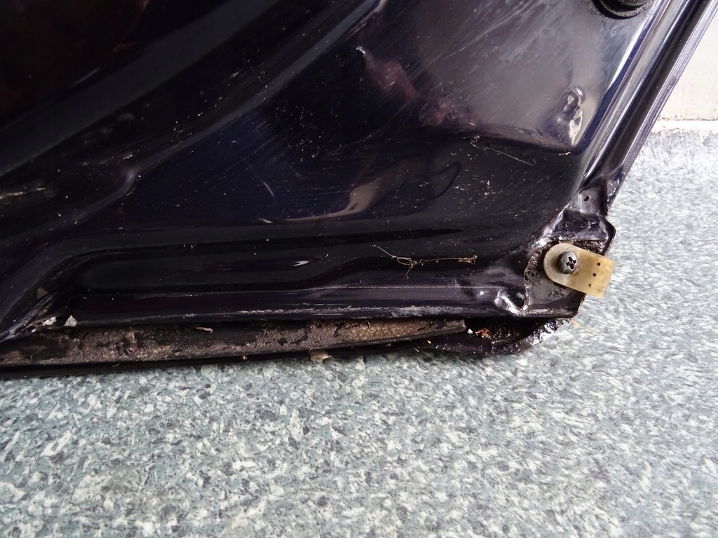 фото №6, Audi a6 c5 дверь задние задняя правое голый bez ржавчина!