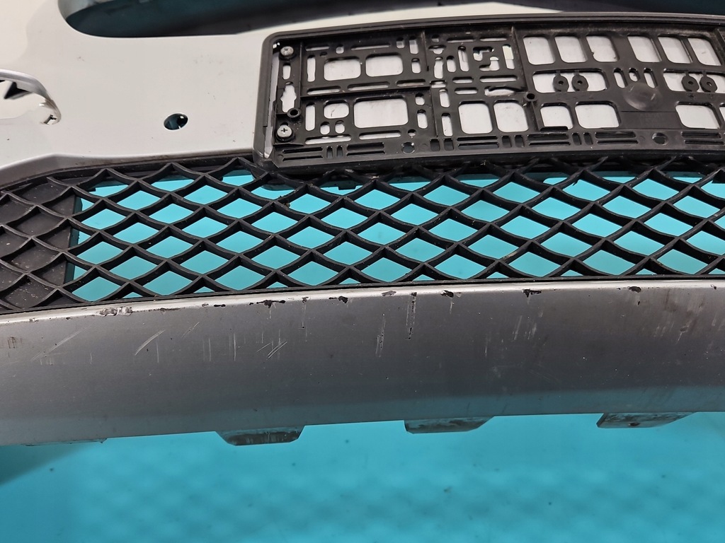 фото №12, Бампер перед mercedes w176 12-15 polar silver 761u