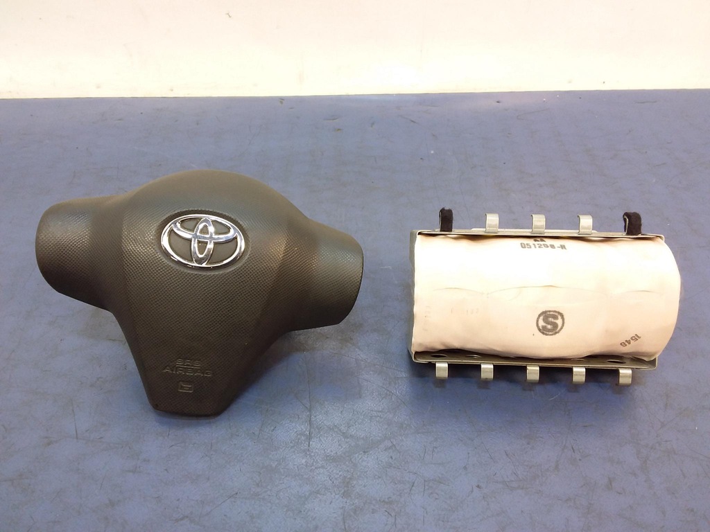 фото №5, Toyota yaris ii lift панель приладів приладова консоль