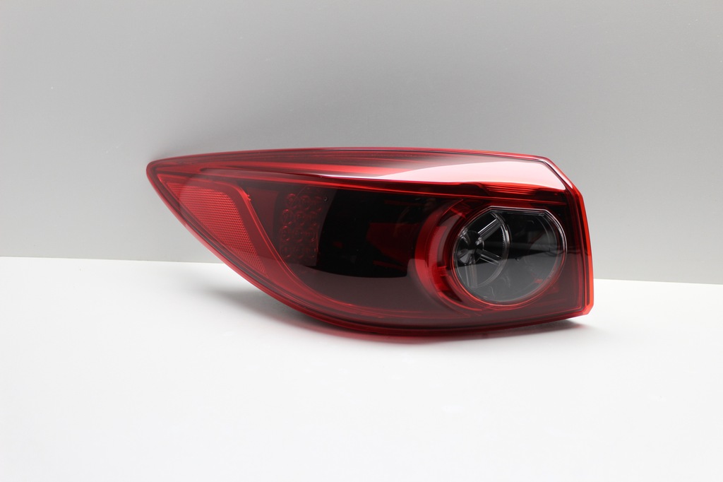 фото №1, Mazda 3 bm sedan лампа ліва задня led 2013+
